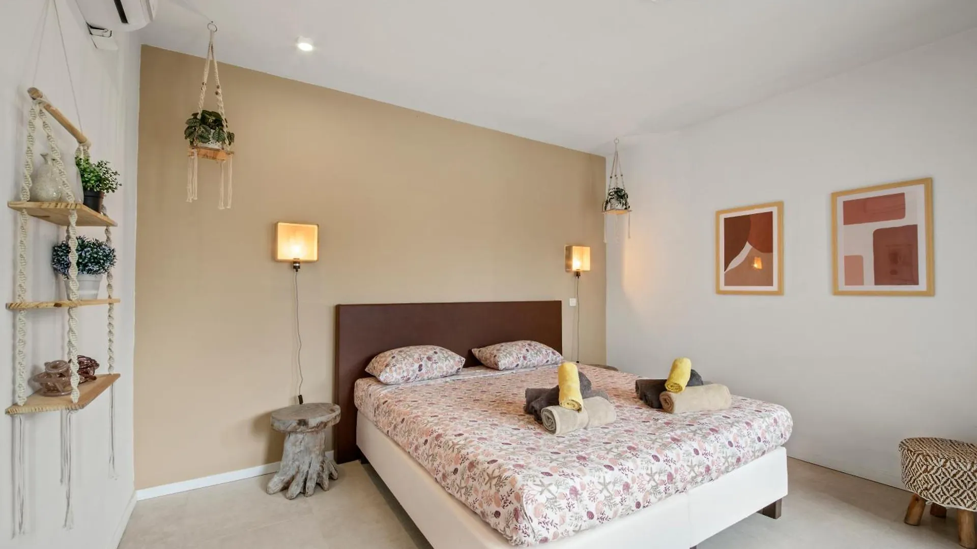 Bayside 10 Apartment Jan Thiel 0*,  Curacao